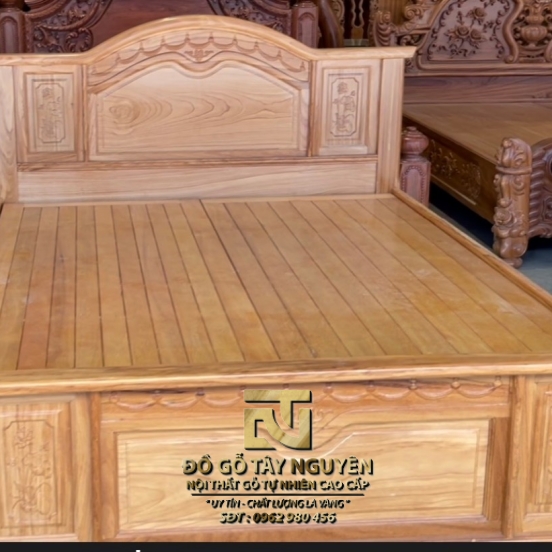 Gường vòm thang dạt gỗ gõ đỏ