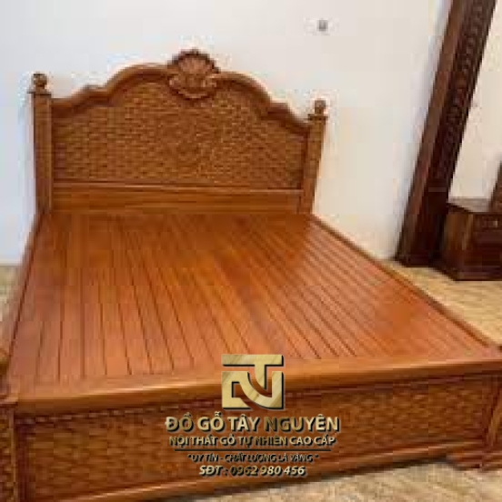 Giường ngủ hoa lá tây gỗ Gõ đỏ