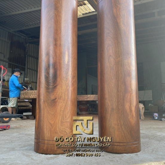 Cặp trụ gỗ Lim đá vân như gỗ Hương KT 147x36